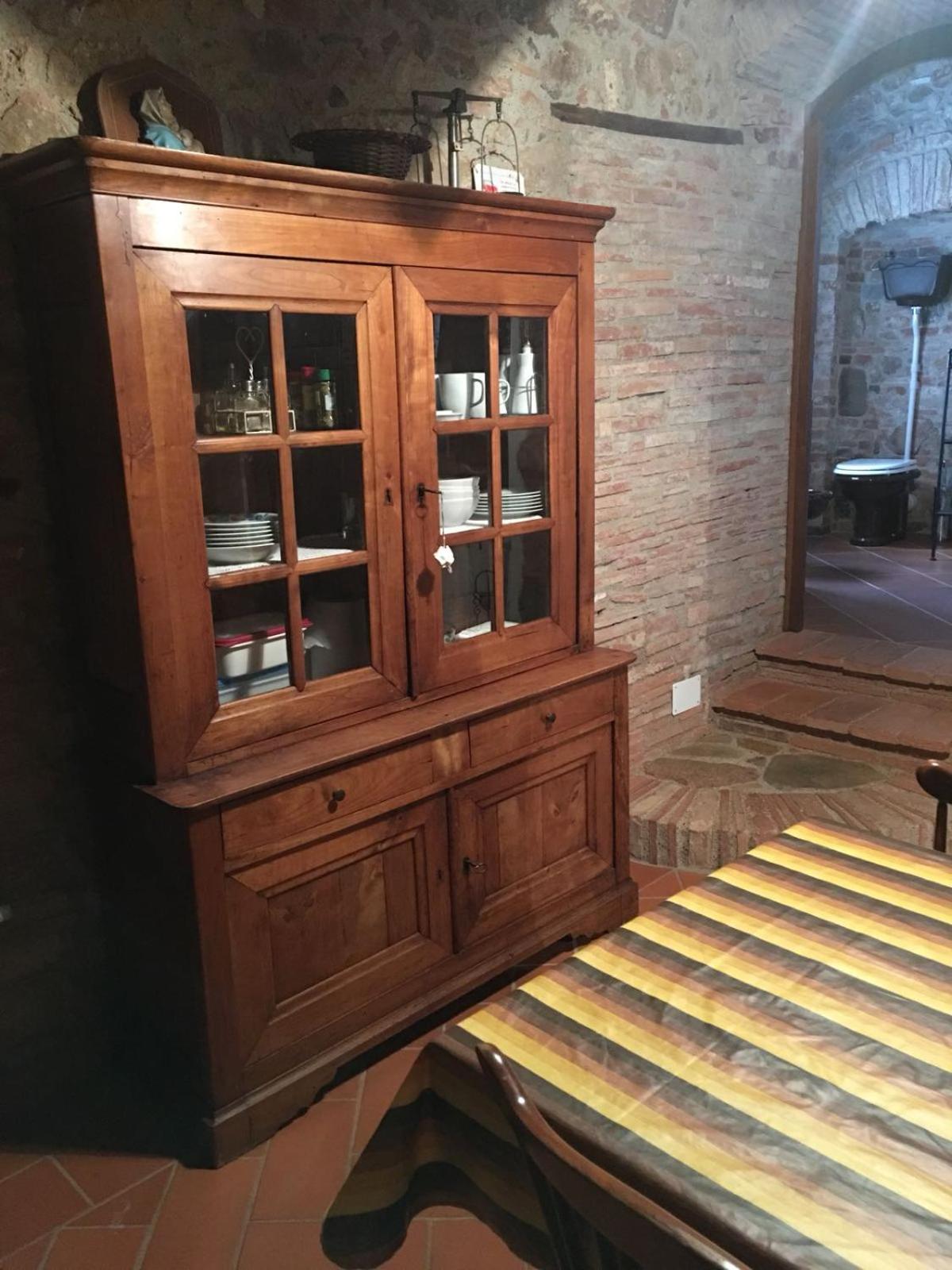 La Divina Dimora Il Castello Degli Spiriti Magni Apartment Montepescali Luaran gambar